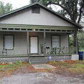 Spruce - Neighborhood