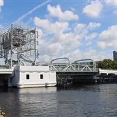 Laurel Street Bridge