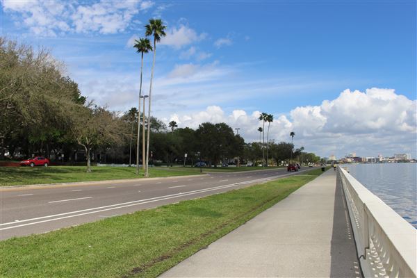 Bayshore Boulevard