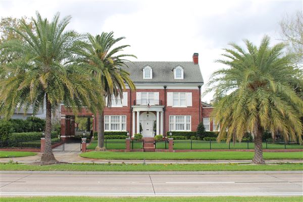 Bayshore Boulevard